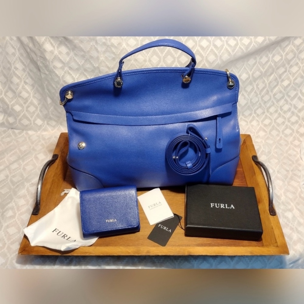 FURLA purse with matching wallet
